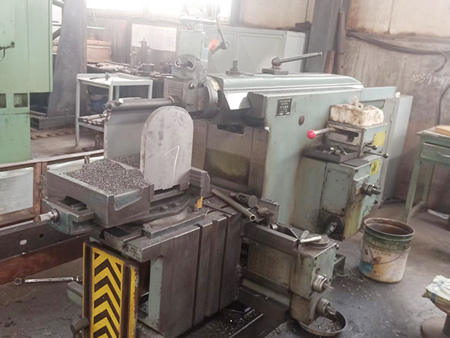 ��ĥ����������